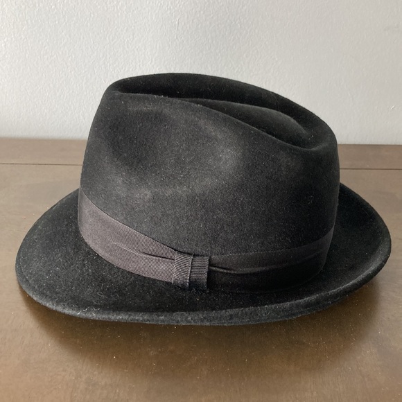 Hand crafted felt hat from Bolivia. - Picture 5 of 9